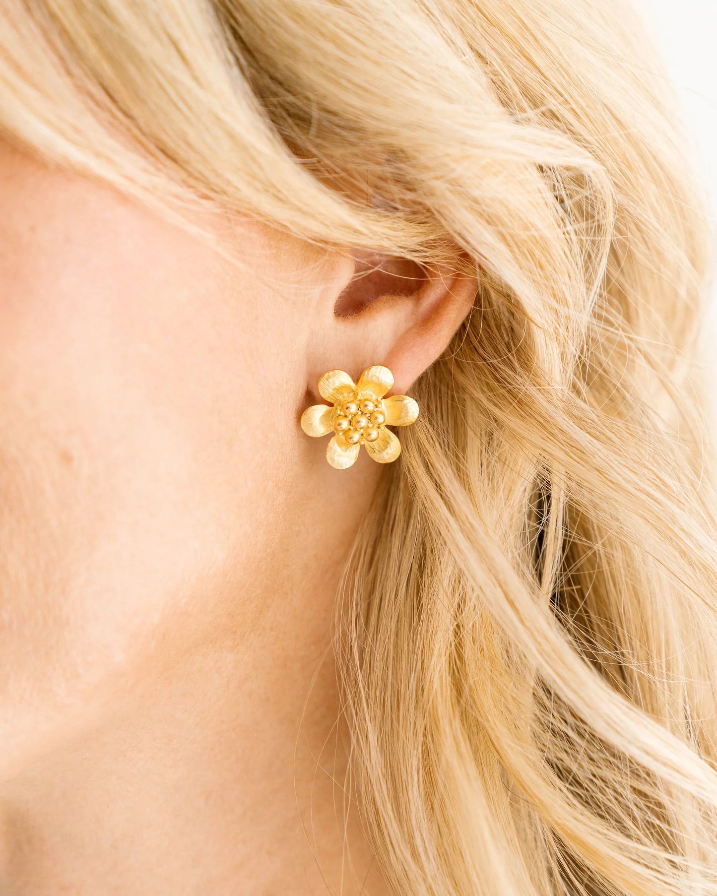 Susan Shaw Daisy Stud Earrings