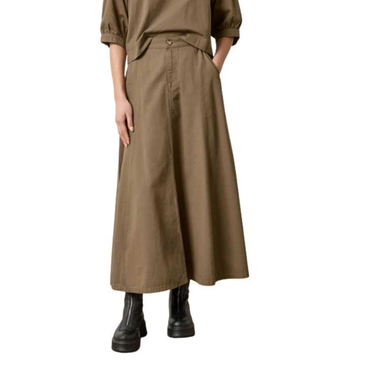 Lilla P Seamed Maxi Skirt