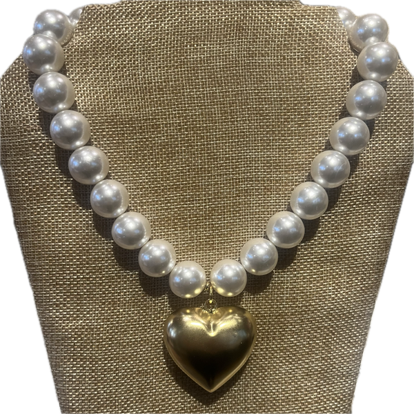 Puffy Pearl Heart Necklace