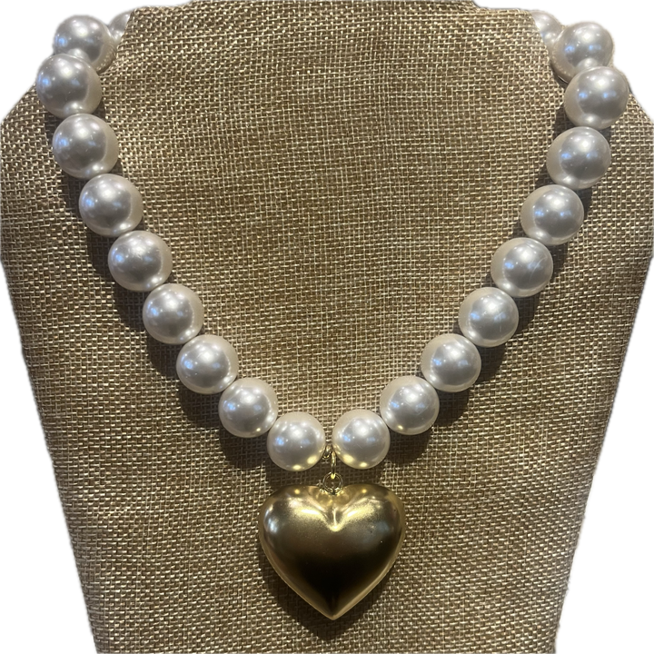 Puffy Pearl Heart Necklace