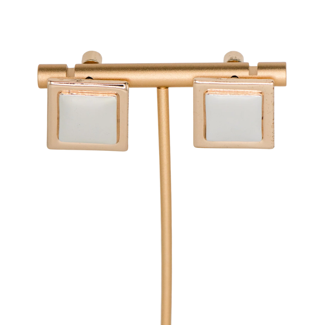 Smith & Co Geometric Vintage Earring