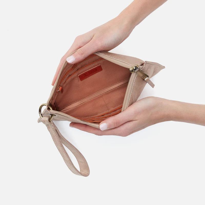 HOBO Vida Wristlet