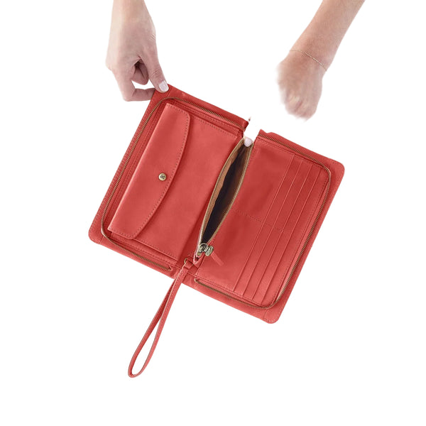 HOBO Evolve Wristlet