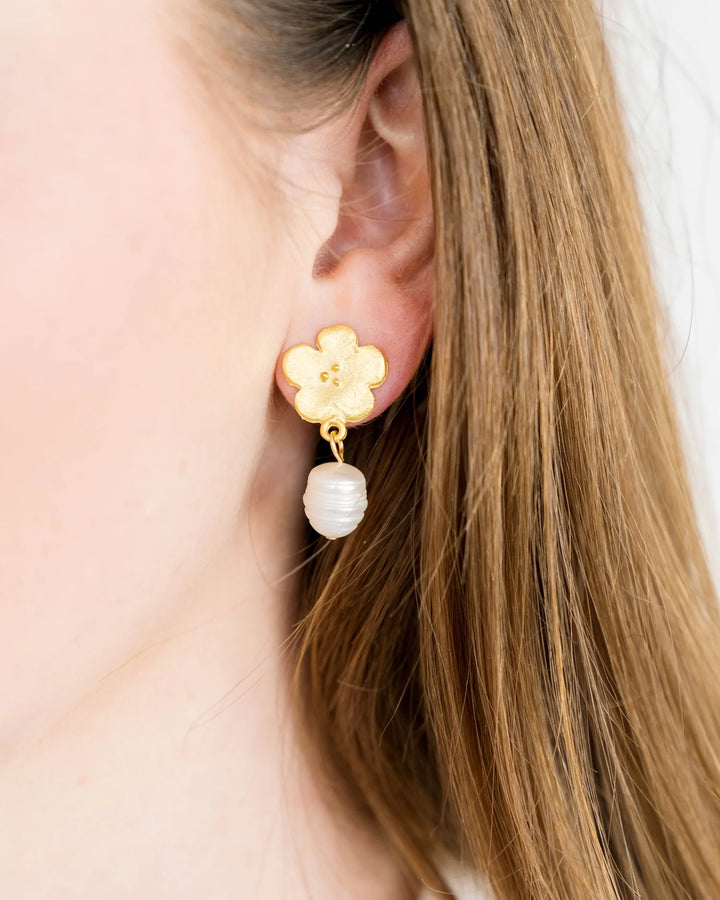 Susan Shaw Flower Pearl Drop Earring